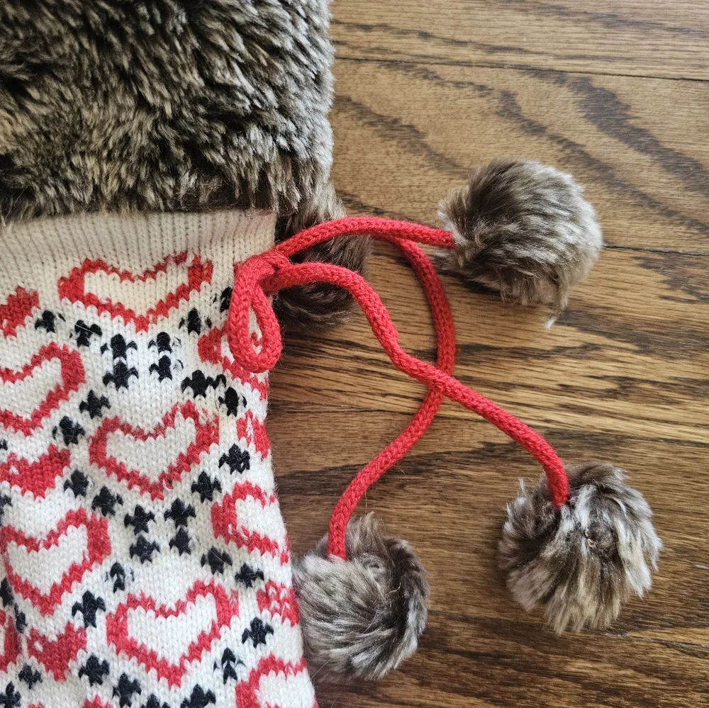 MUK LUKS Fuzzy Socks Hearts and Faux fur - Fits Women Size 4-10